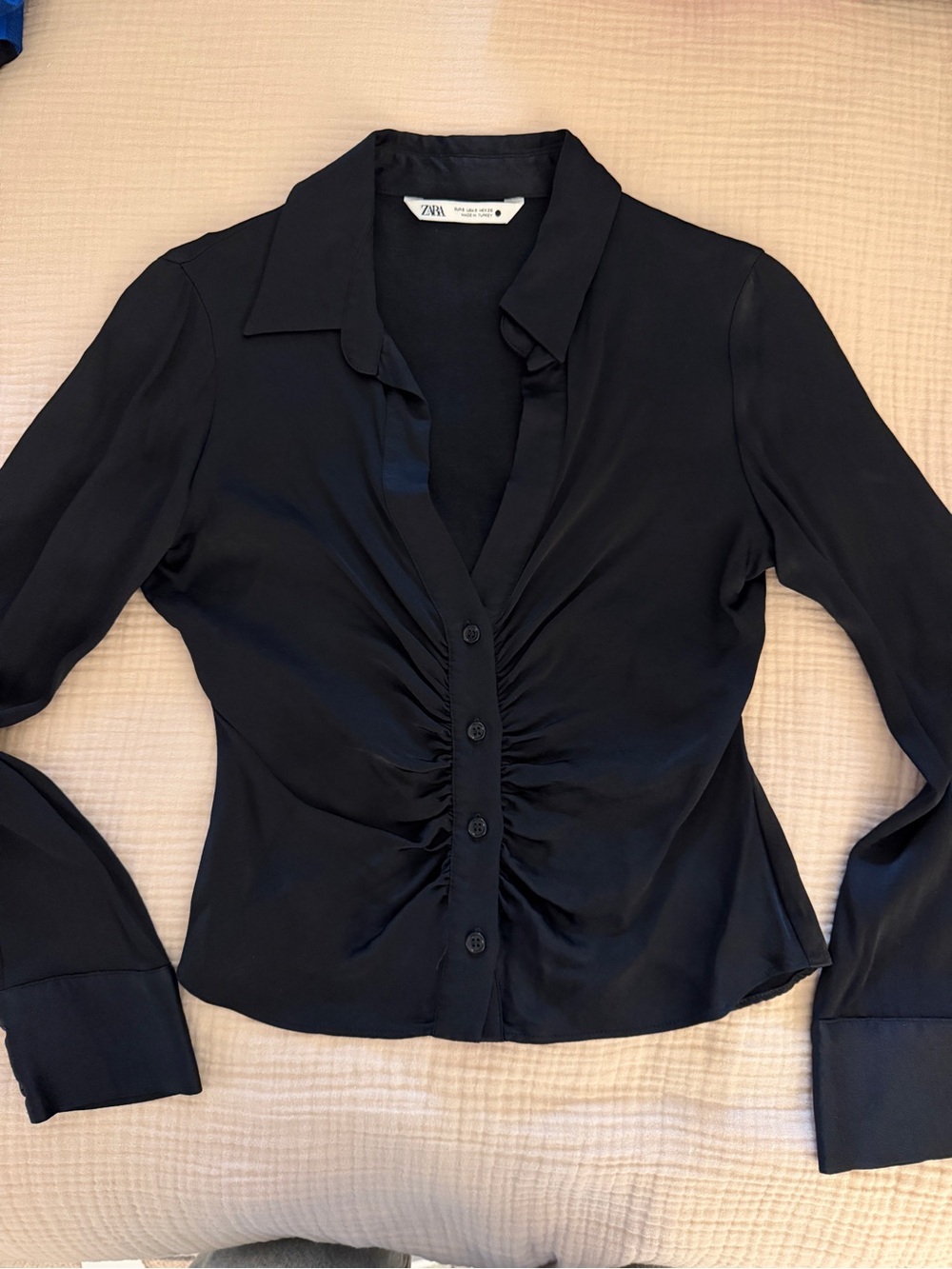 Zara Black Ruched Button-Front Long Sleeve Shirt